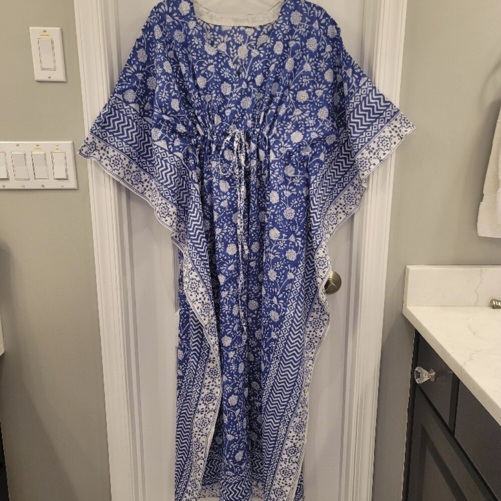 Women Blue & White Cotton Long Kaftan, Caftan Swimsuit Coverup. One size - Picture 2 of 7
